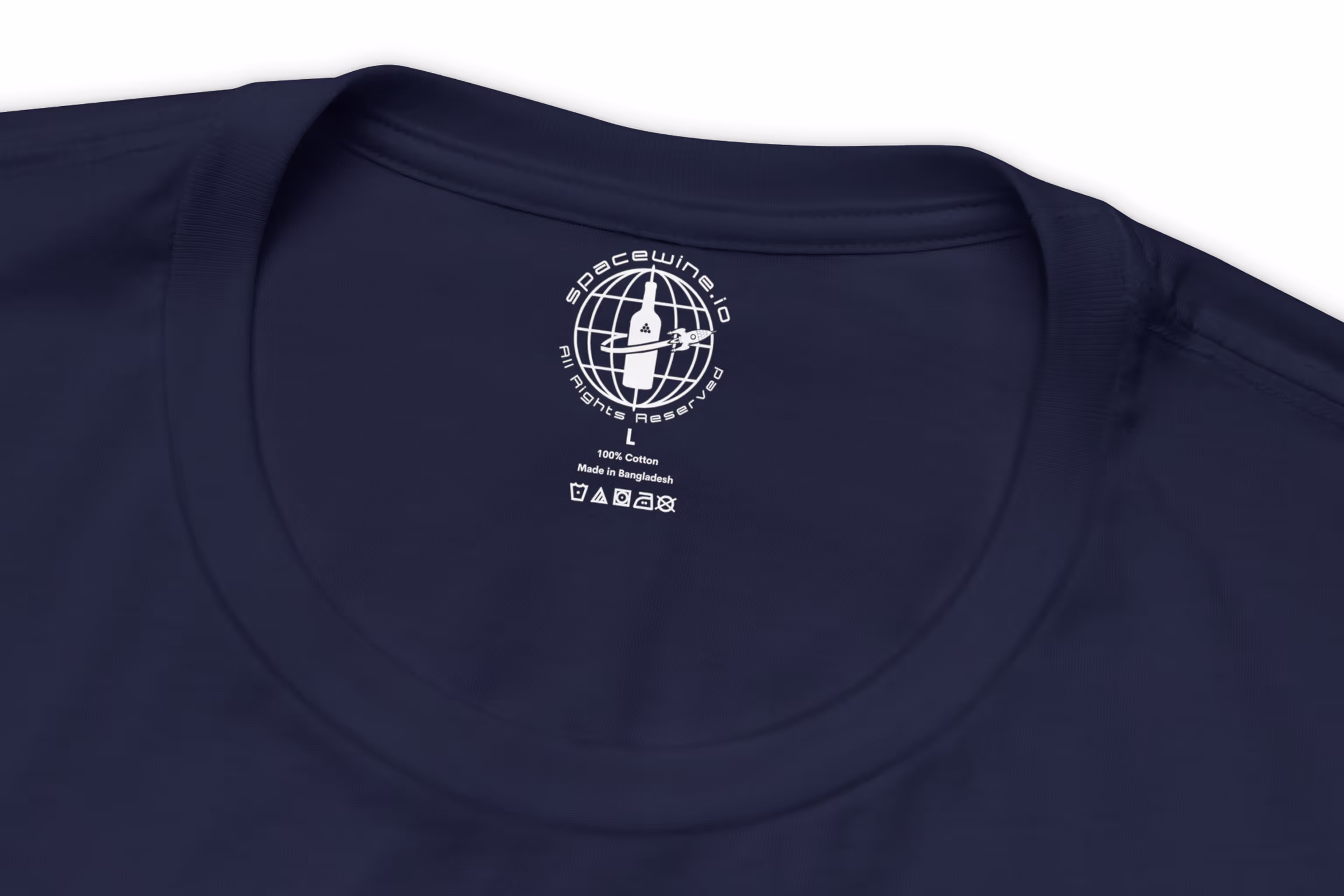 Collar closeup Navy T-shirt - Classic fit